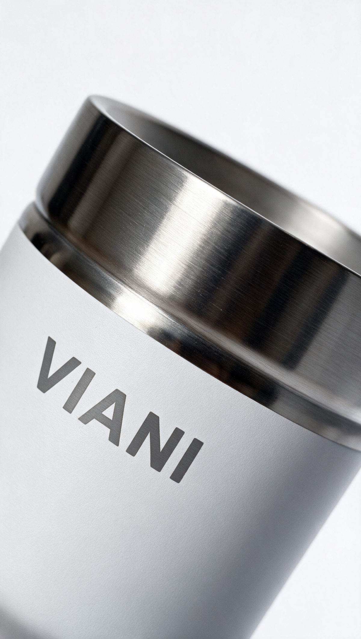 Termo VIANI Blanco 750ml + Mate de regalo